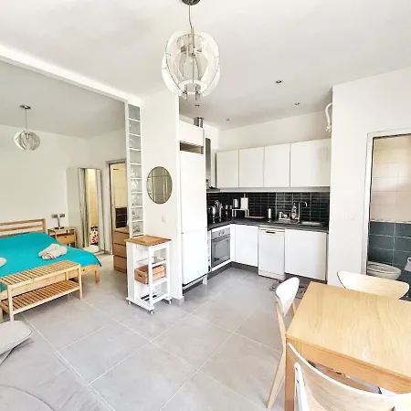 Les Orangers De 1p And Terraces Apartamento